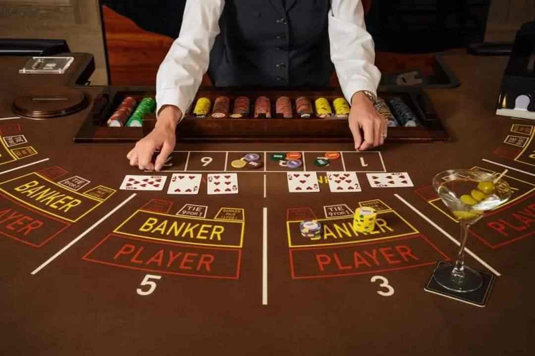 Vì sao nên dùng Baccarat bảo hiểm