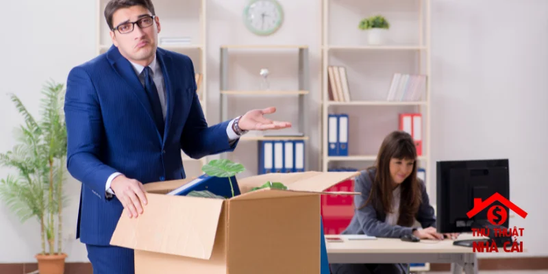 Nằm mơ thấy bị đuổi việc
