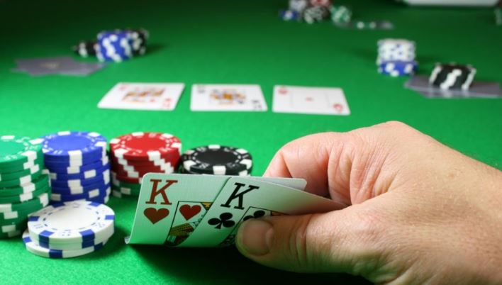 Kinh Nghiệm Chơi Baccarat: Hướng Dẫn Chi Tiết Từ A-Z 4 Quan-Ly-Von-Khi-Choi-Baccarat