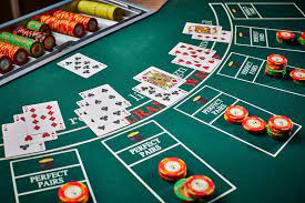 Quy trình chia bài chuẩn trong trò Blackjack