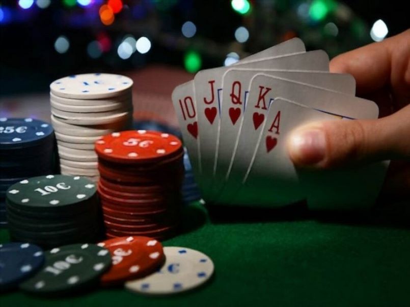 Phân biệt các tiêu chí giữa 2 tựa game ăn khách nhất Phân biệt các tiêu chí giữa 2 tựa game ăn khách nhất
