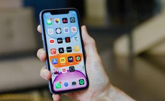 Lí do iPhone quốc tế đáng mua hơn iPhone lock