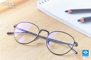 Tròng kính cận tốt nhất hiện nay của hãng Essilor - Pháp