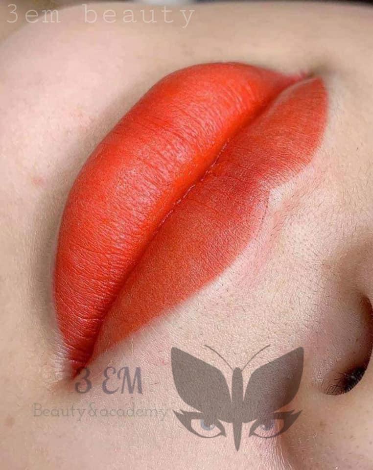 3 EM- Beauty salon