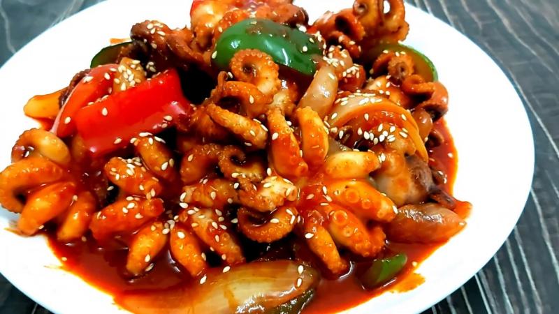 Bạch tuộc xào cay