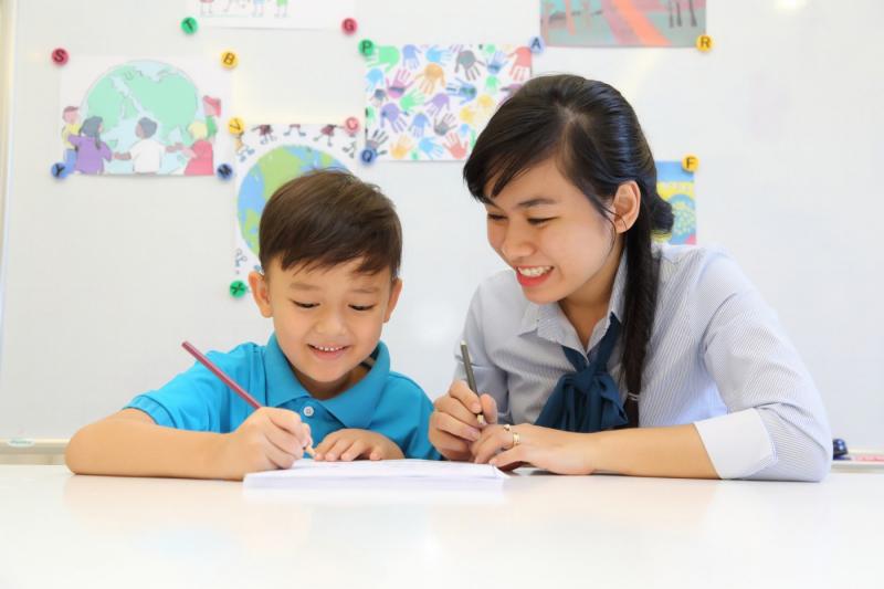 Bài nghị luận xã hội bày tỏ lòng biết ơn đối với thầy cô giáo số 6