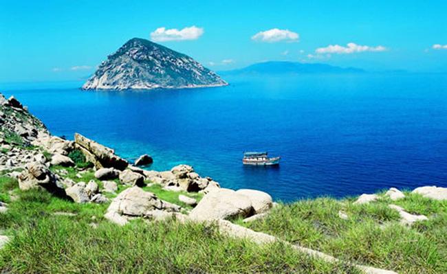 Bài thơ hay về biển đảo