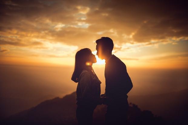 Yêu em - người đàn bà đã cũ