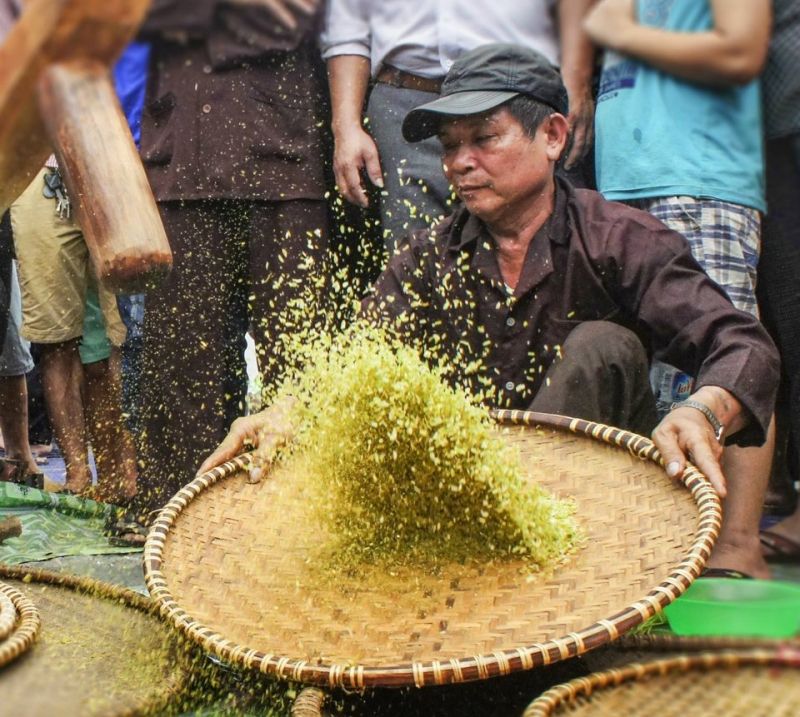 Bài văn thuyết minh về Cốm làng Vòng hay nhất - Bài mẫu số 10