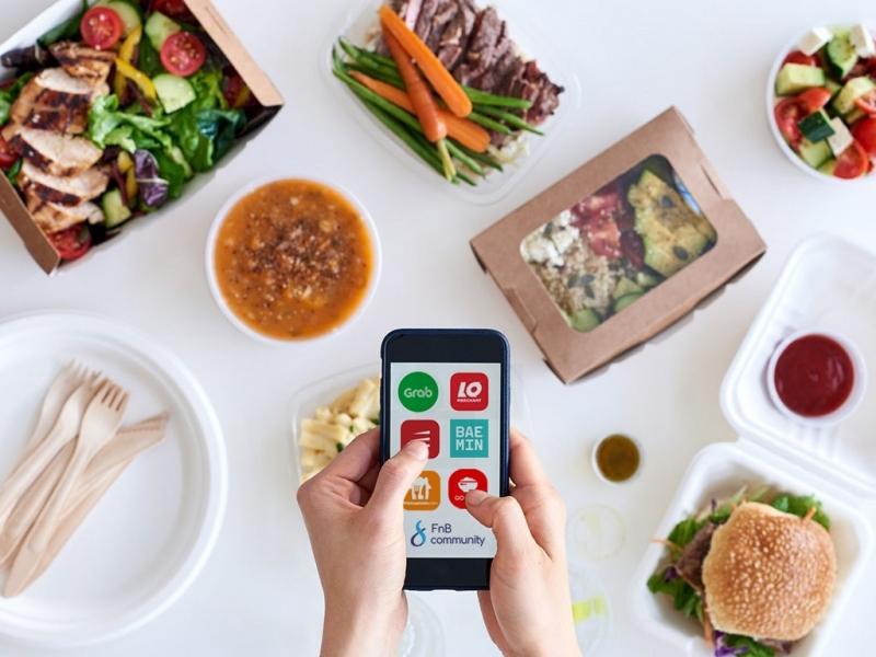 Bán đồ ăn vặt tại nhà hoặc online