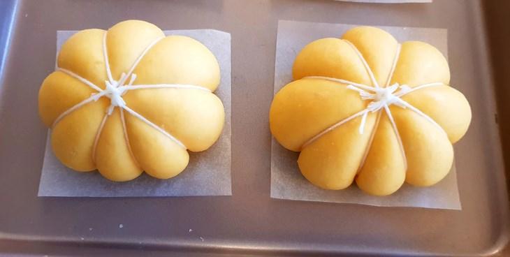 Bánh bao bí đỏ