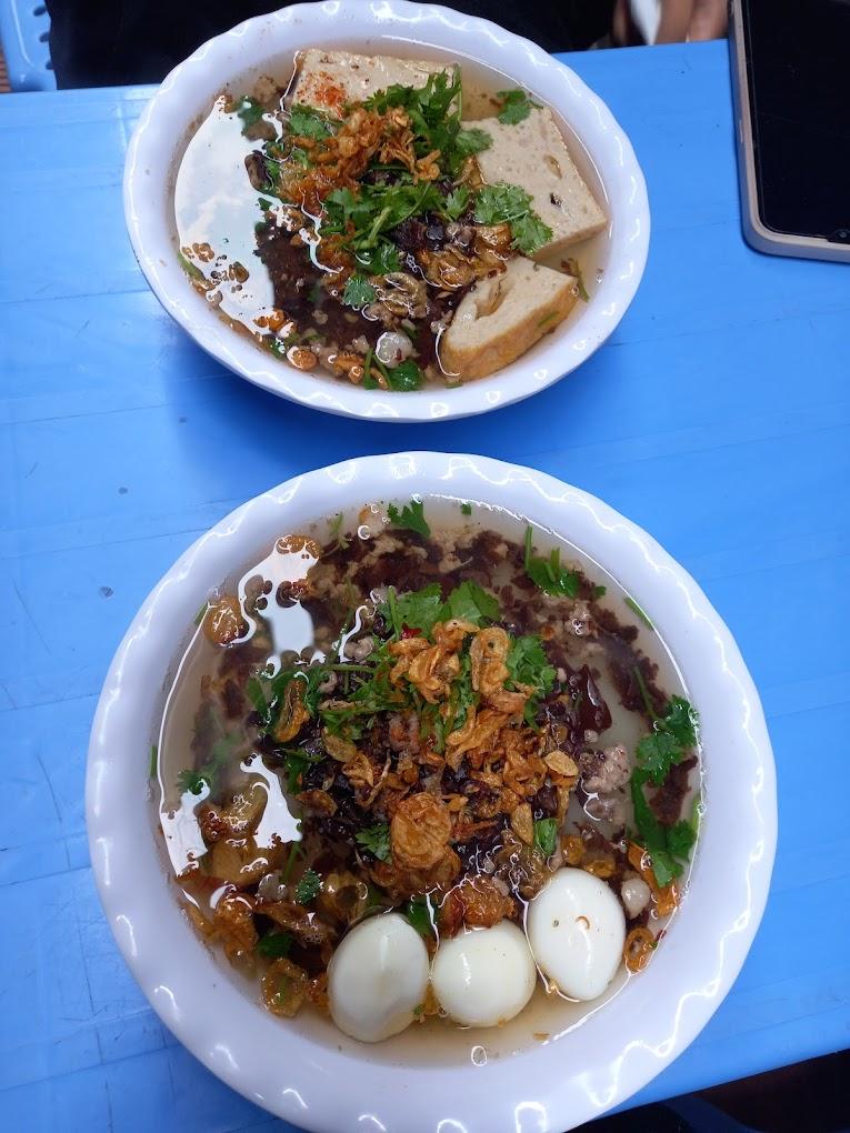 Bánh Đúc Nóng Ngõ Viện Máy