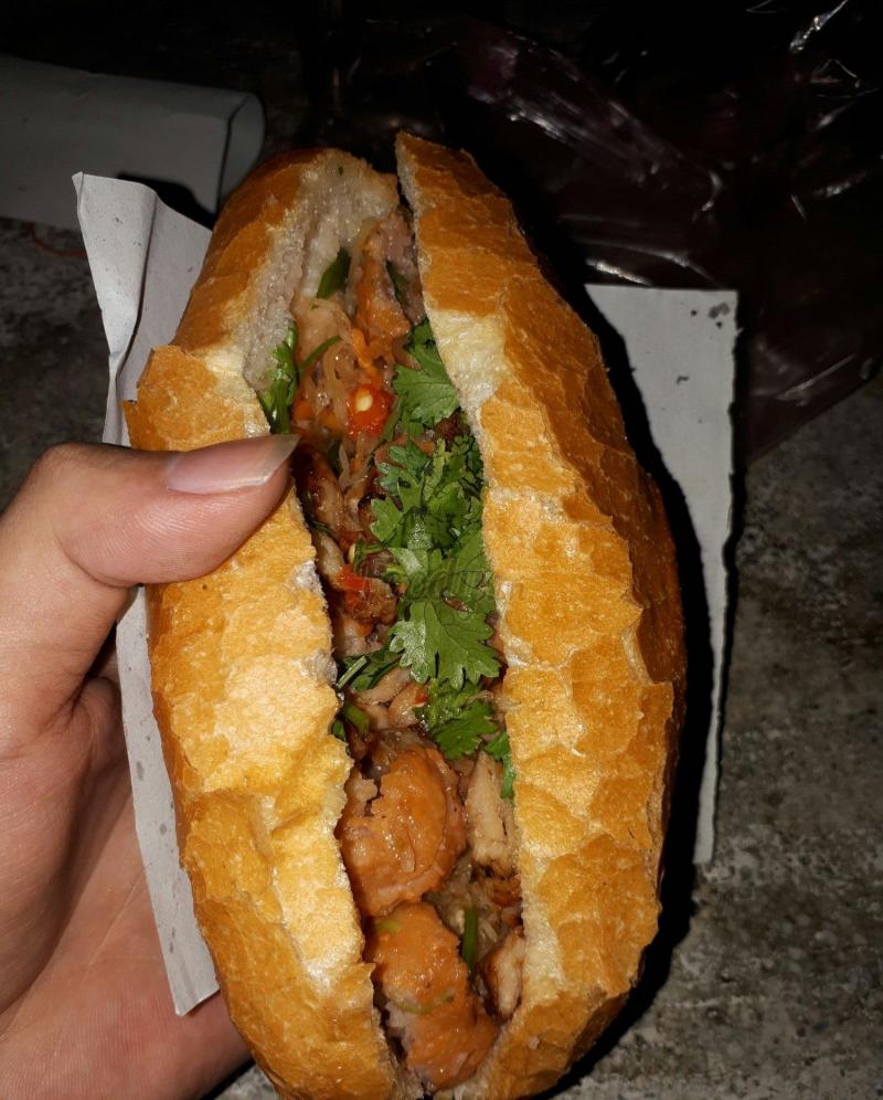 Bánh mì đêm