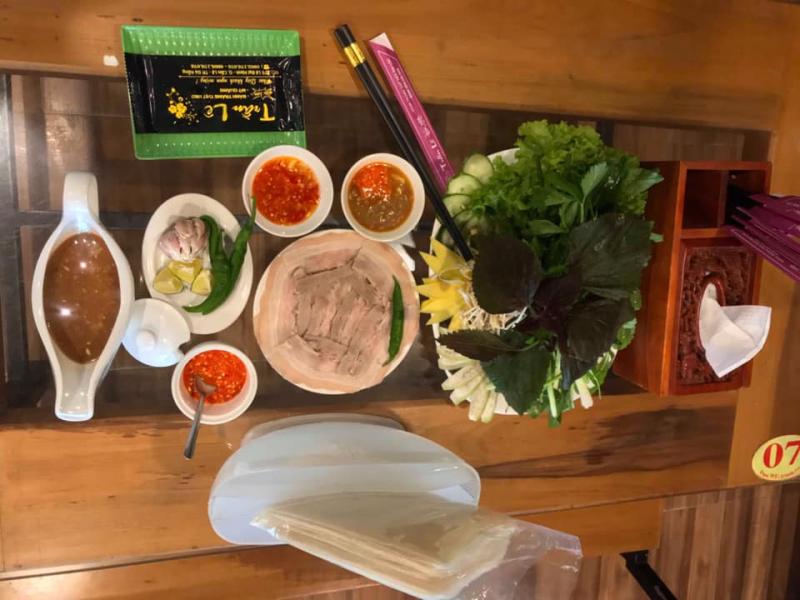 Bánh Tráng Cuốn Thịt Heo Trần Lê
