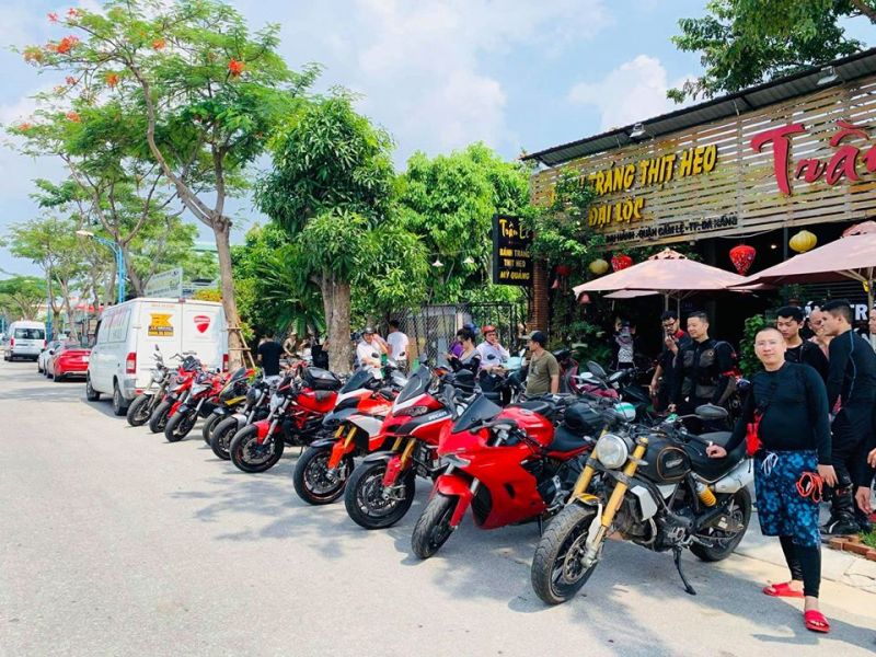 Bánh Tráng Cuốn Thịt Heo Trần Lê