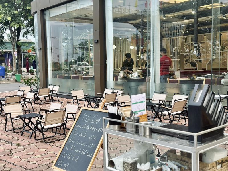 BẦU Café