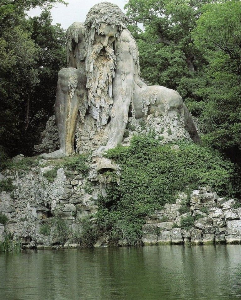 Tượng Colossus