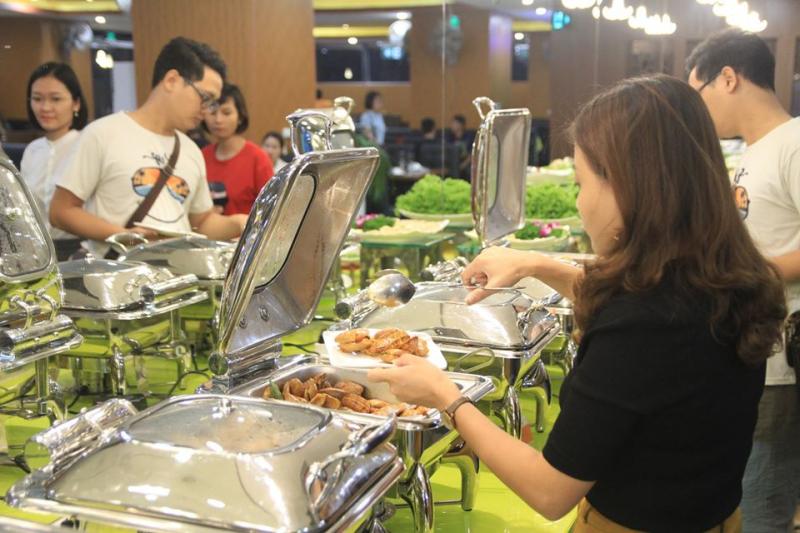 Buffet Chef Dzung