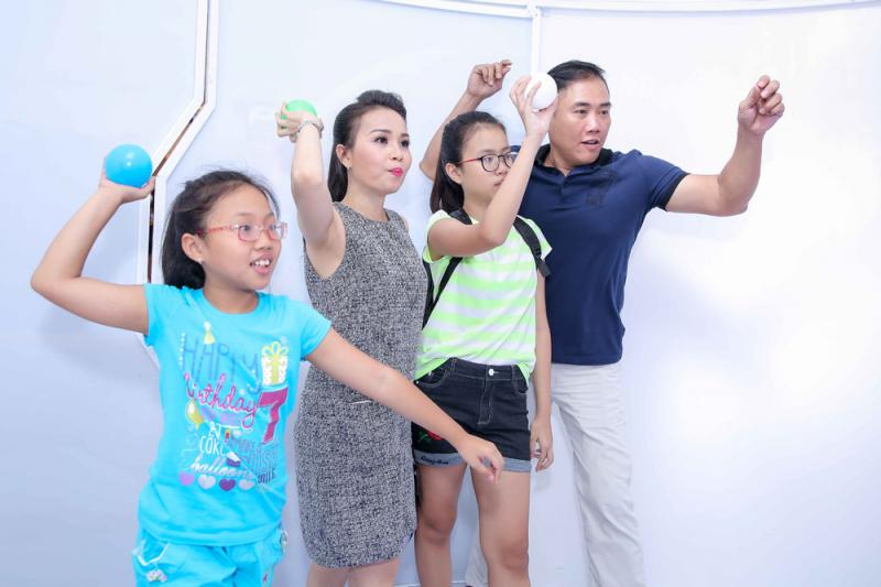 Gia đình nhạc sĩ Minh Vy, ca sĩ Cẩm Ly