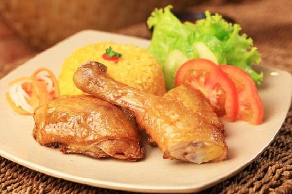 Cơm Gà Xối Mỡ 38