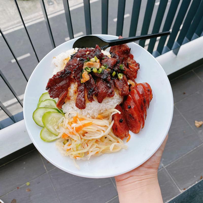 Cơm tấm mẹ Bắp