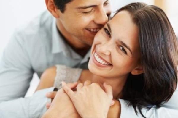 Đối xử tốt và biết giữ khoảng cách với bạn gái