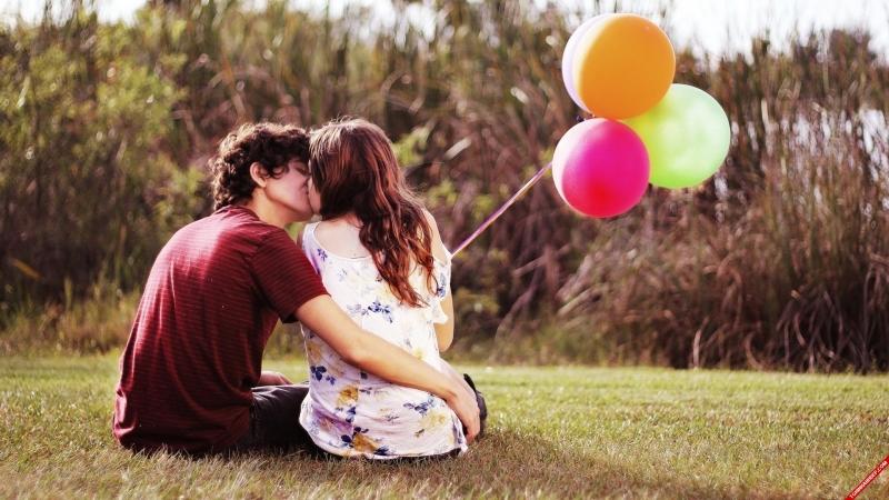 Hai người có thể ngồi lại bên nhau, cùng bàn bạc cho những tháng ngày sắp tới trong hạnh phúc.