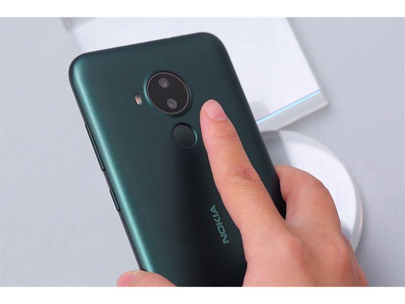 Điện thoại Nokia C30