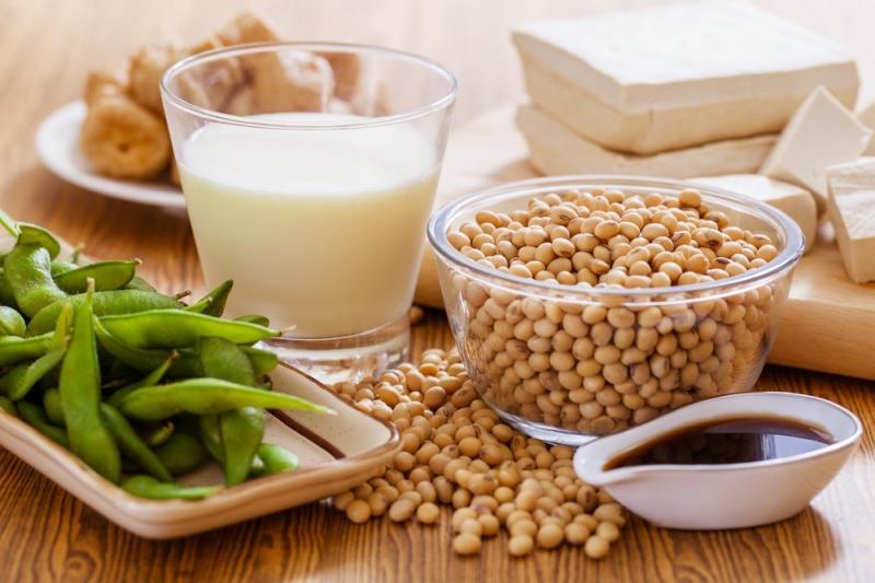 Dùng nhiều chế phẩm từ đậu nành