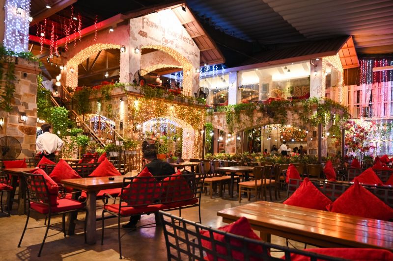 Family Gardens Cafe