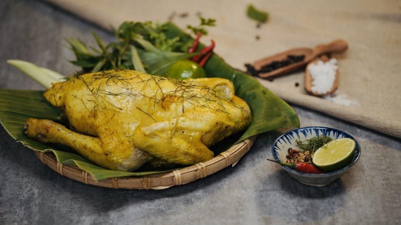 Gà ủ muối da giòn