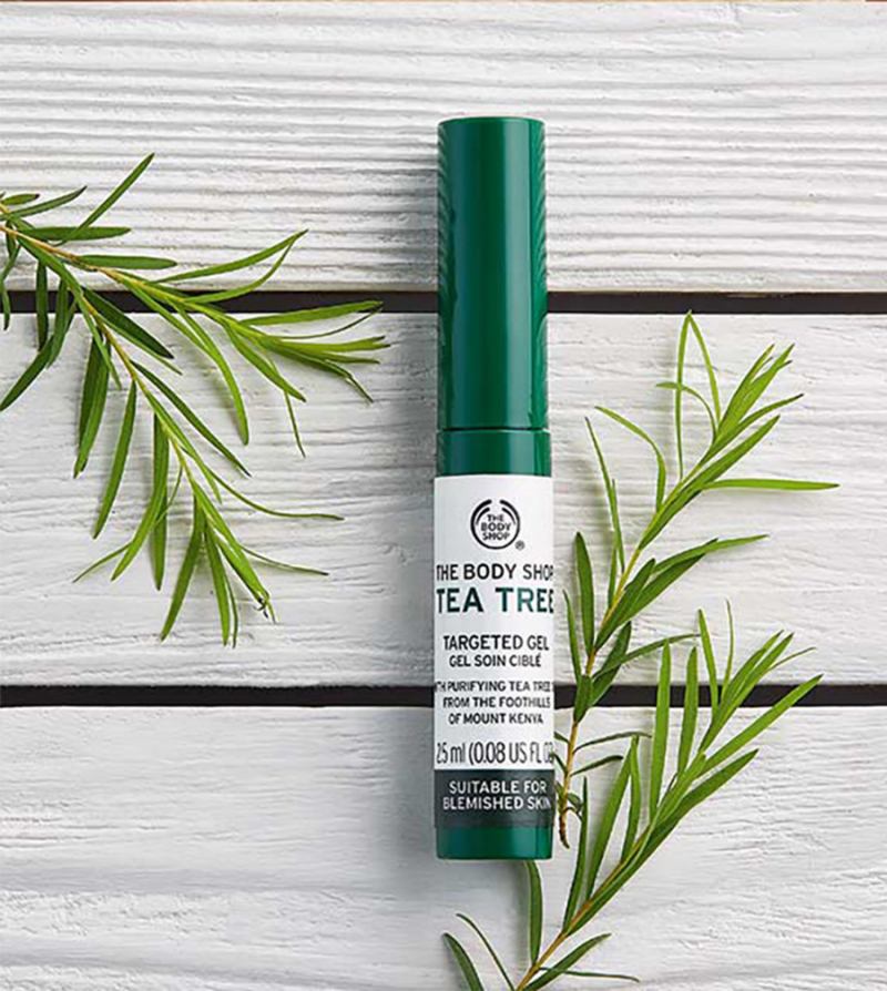 Gel làm mờ vết thâm The Body Shop Tea Tree targeted gel