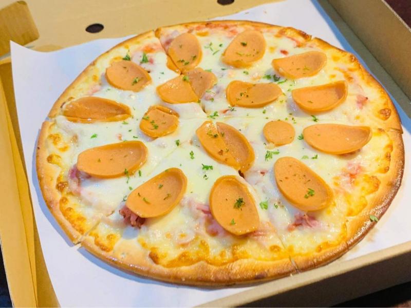 Gin's Pizza