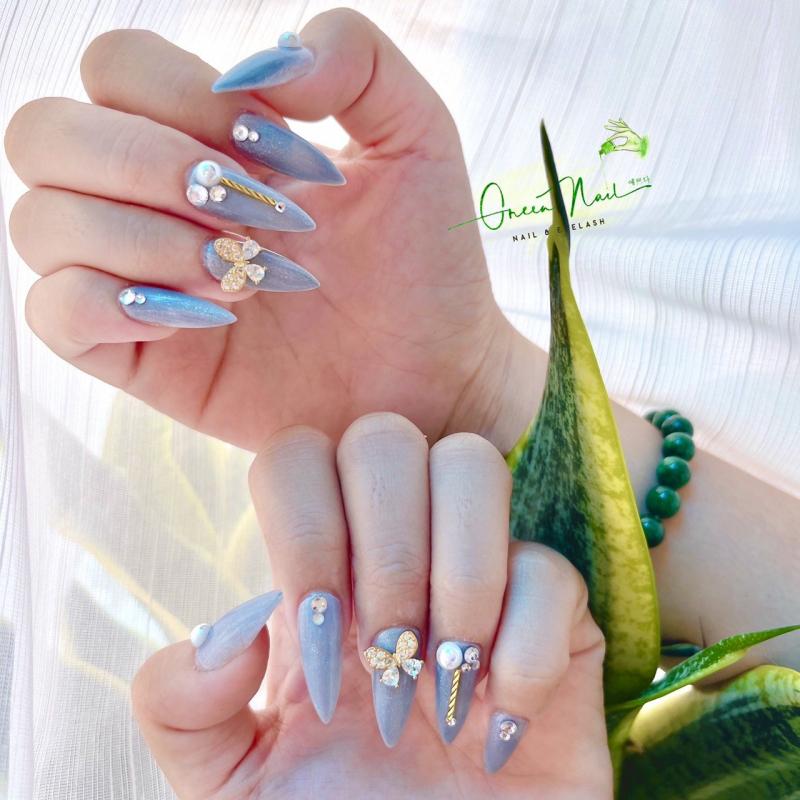 Green Nail