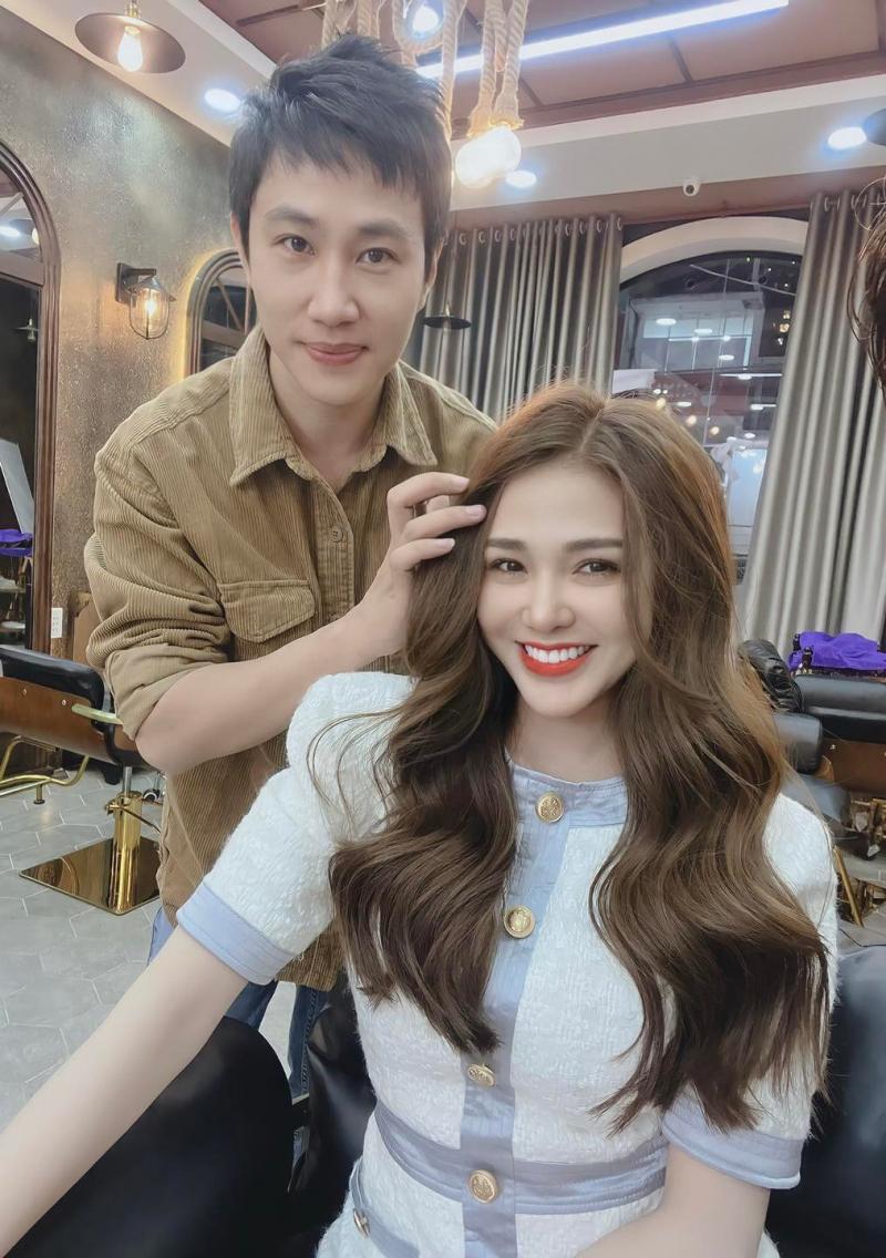 Bắc Trần Tiến Salon