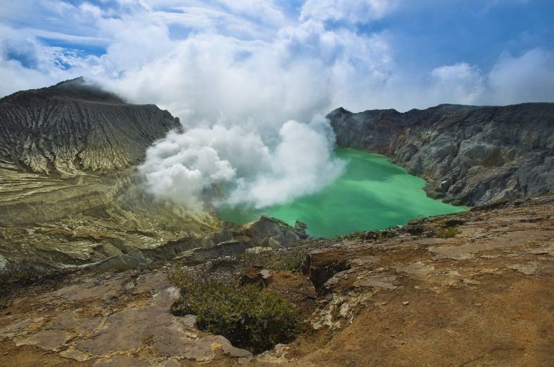 Kawah Ijen Acid Lake, Indonesia