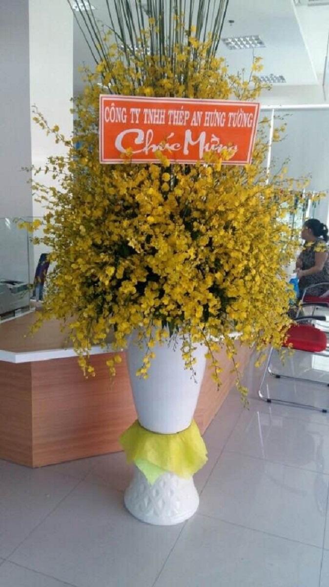 Bình hoa chúc mừng