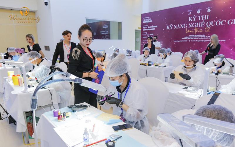 Học Viện Dạy Làm Đẹp Quốc Tế Winnie