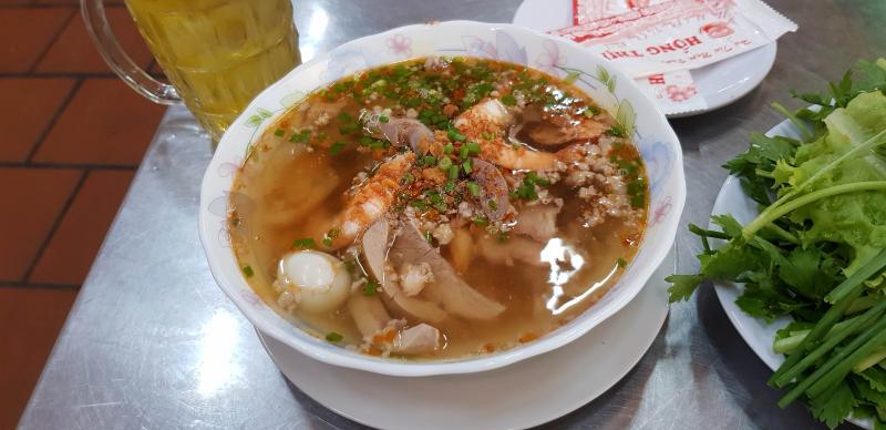 Về Huế ăn hàng