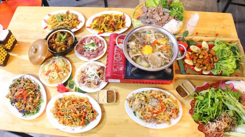 Lẩu Bò Giáo Sĩ