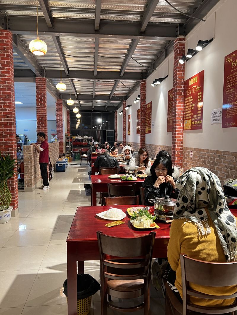 Lẩu cá Tầm Chu Gia