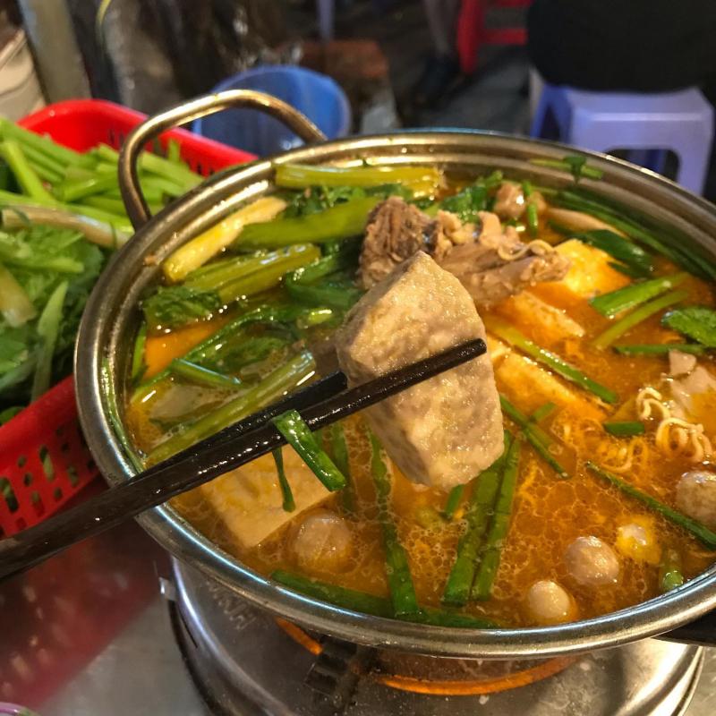 Lẩu vịt nấu chao Hoàng Gia