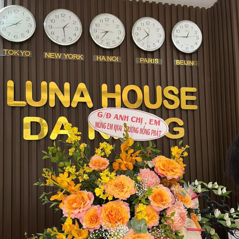 Luna House Danang