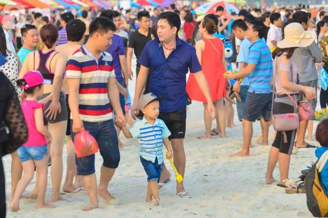 Bố mẹ hãy cảnh giác vì kẻ xấu luôn tìm cách bám theo để bắt cóc
