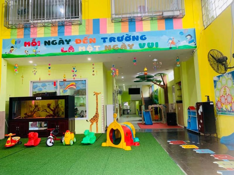Mầm non Chất Lượng Cao Lạc Hồng