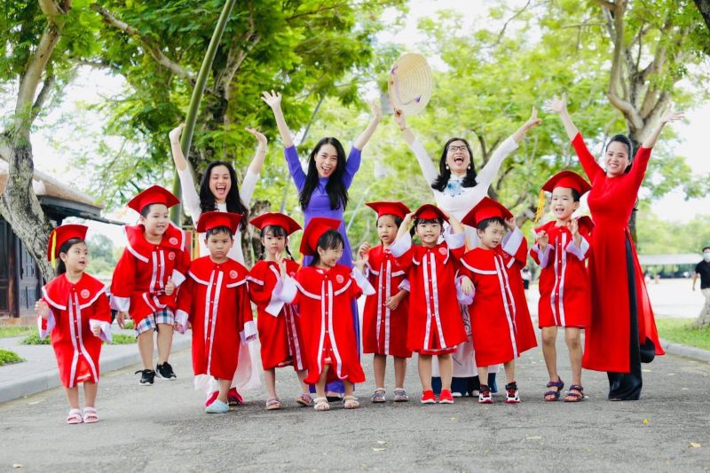 Mầm Non Song Ngữ Hoa Thủy Tiên