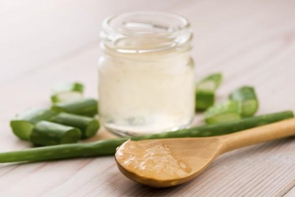 Nha đam để ráo nước sau khi được rửa sạch