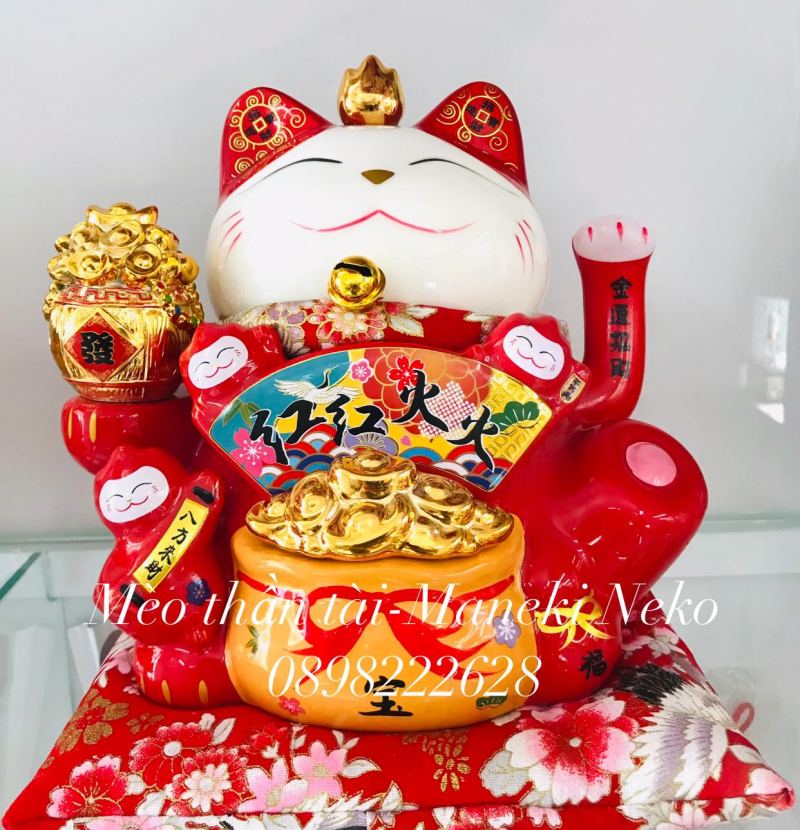 Mèo thần tài - Maneki Neko