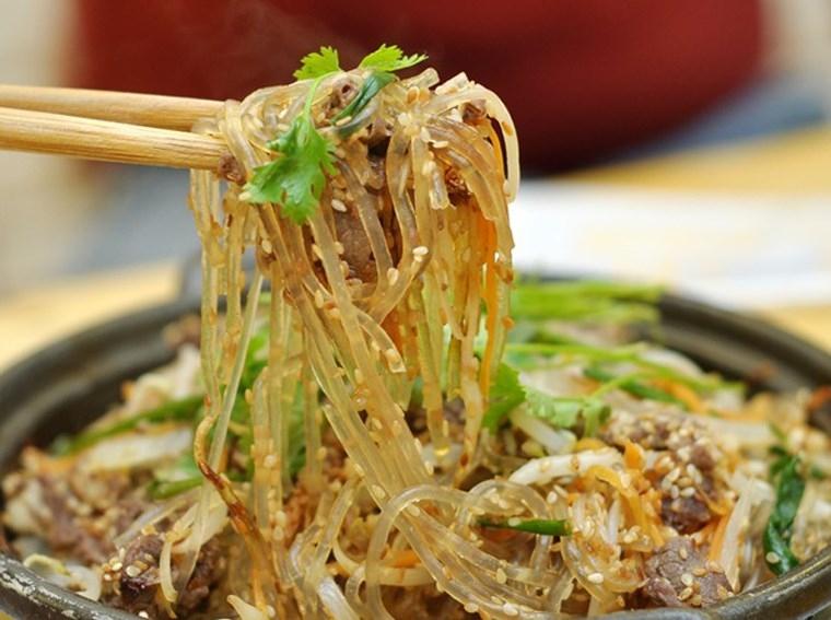 Miến trộn mực, rau củ