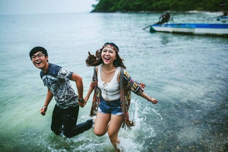 Cô ấy quan tâm nhiều đến sở thích và thói quen của bạn